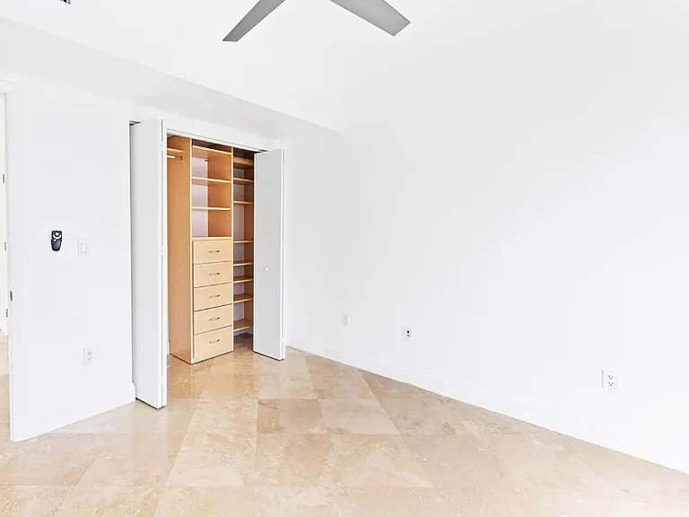 350 S Miami Ave #1802 — Photo 13