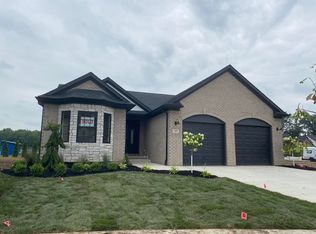 737 Britt Circle Dr #11, Dundee, MI 48131