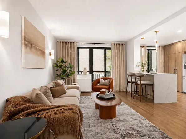 423 95th St APT 2H, Brooklyn, NY 11209