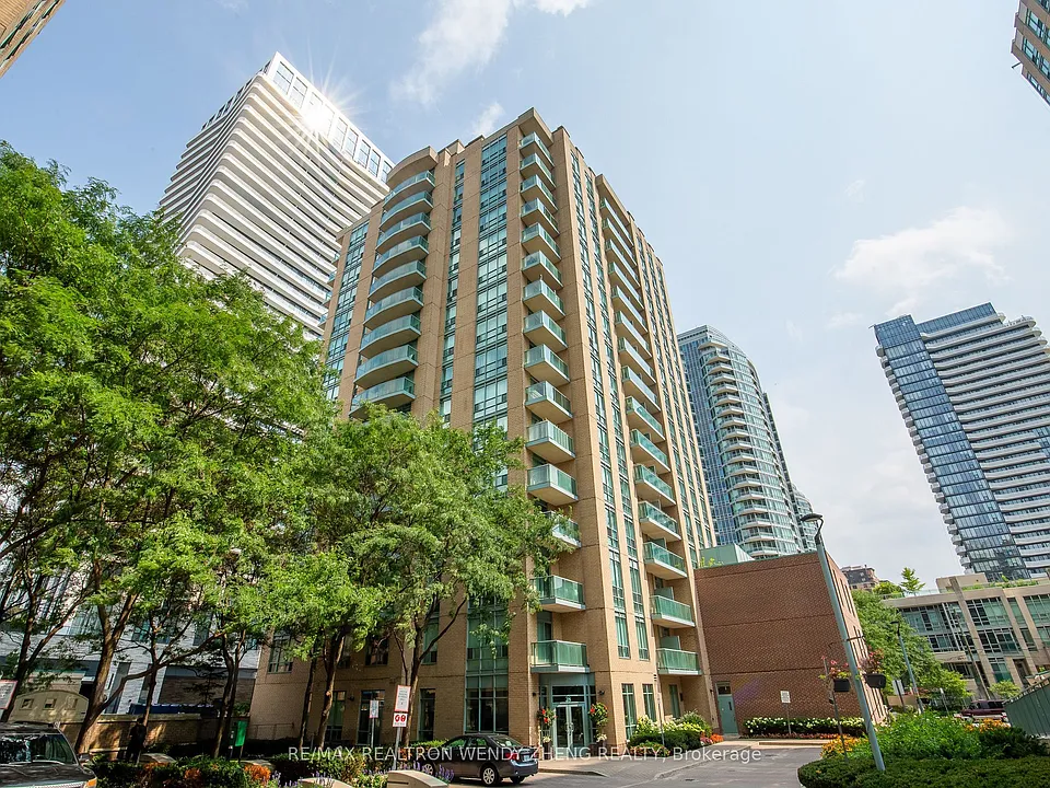 28 Olive Ave #208