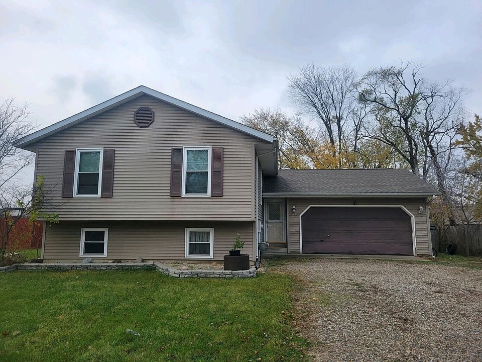 1st image of 5320 Wisteria St