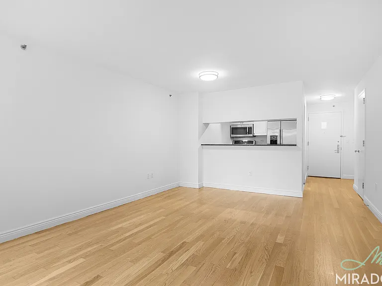 60 23rd St #505 — Photo 2