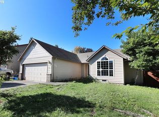 18299 Grey Ave, Sandy, OR 97055