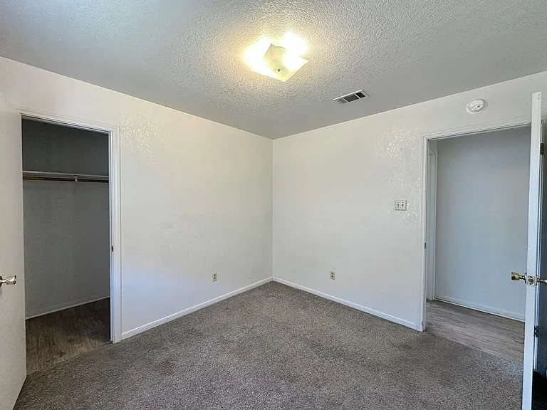 408 Alpine St — Photo 14