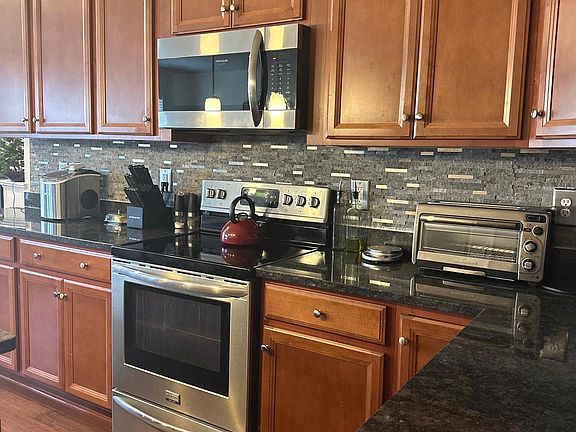 3rd image of 13935 Hollow Wind Way Unit 101