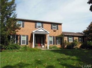 1077 Hawthorn Rd, Allentown, PA 18103