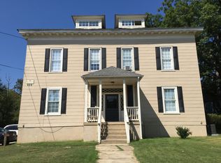 111 Appomattox St APT E, Farmville, VA 23901