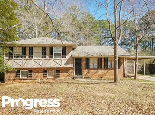 8462 Avalon Dr, Riverdale, GA 30274