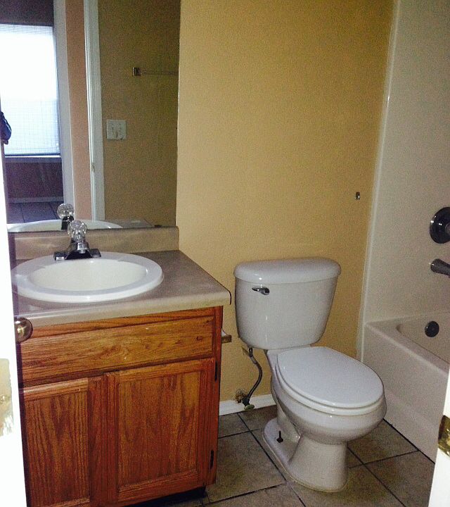 2nd image of 11240 William McCool St