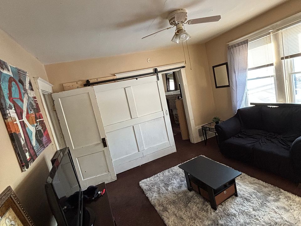 1st image of 3042 Glenway Ave #2