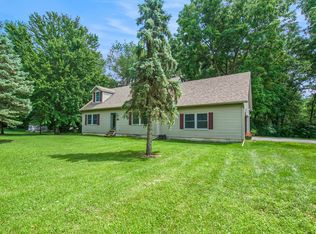 9825 Arnold Dr, Dexter, MI