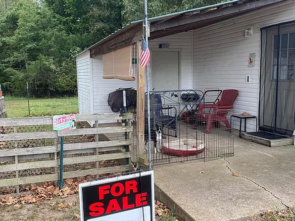 8698 Oakland Rd, Oakland, AR 72661