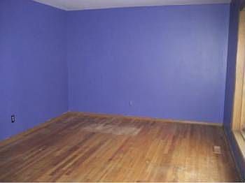 3rd image of 1508 N Fairview Ave
