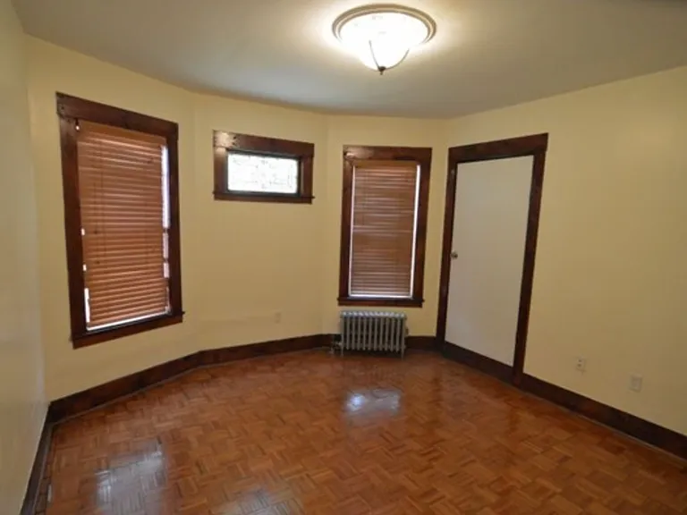 21 Harbor View St #2 — Photo 6