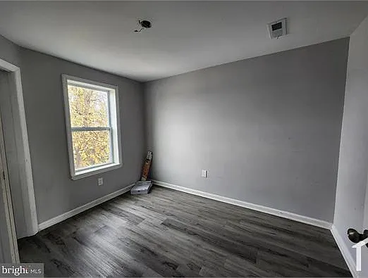3410 Elmora Ave — Photo 8