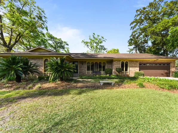 6015 WOODELM Drive N, Jacksonville, FL 32218