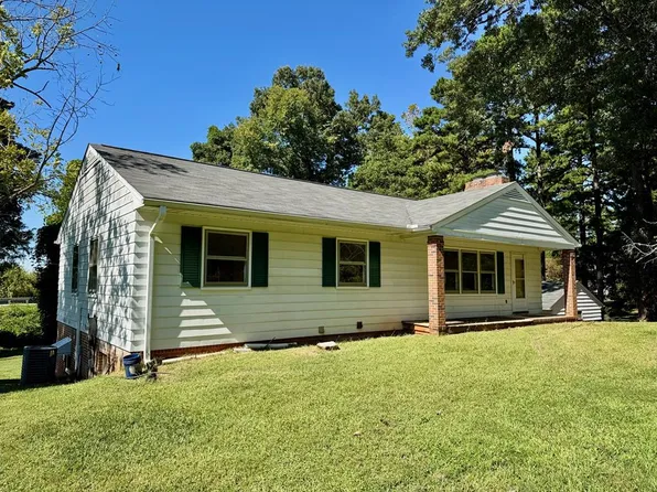 1147 Old Rock Rd, Clarksville, VA 23927