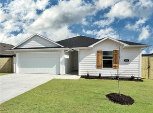 580 Shepherd St, Prairie Grove, AR 72753