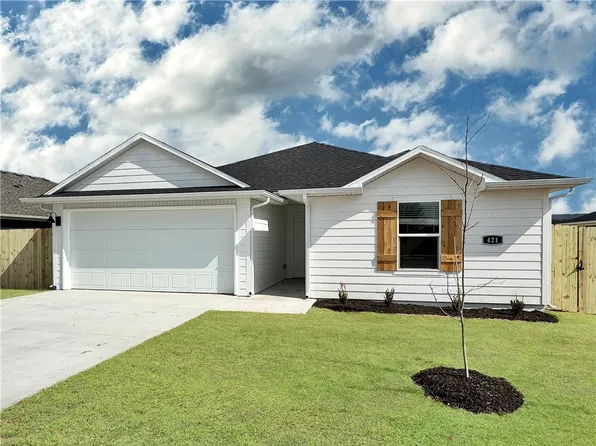 931 Sagely St, Prairie Grove, AR 72753