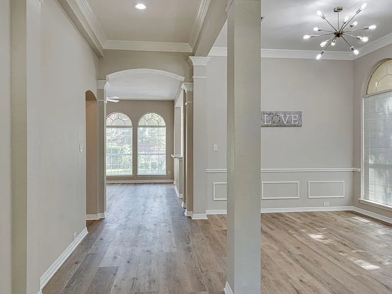 145 Hearthwood Dr — Photo 4