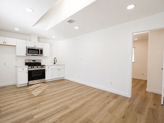 4th image of 5822 Virginia Pl