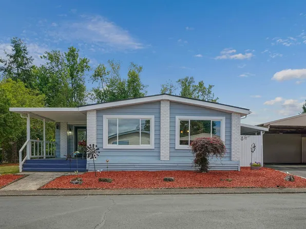 450 SE Lacreole Dr Unit 115, Dallas, OR 97338