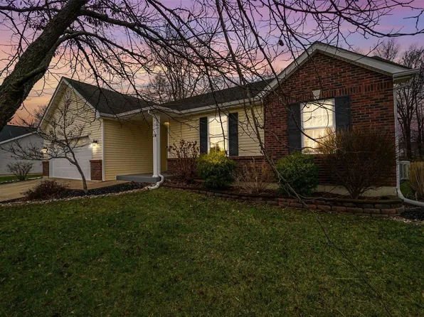 230 Victoria Dr, Troy, MO 63379