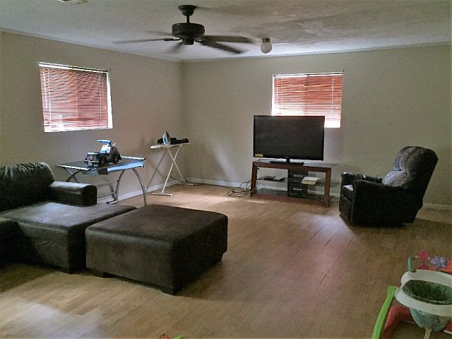2nd image of 2232 Westway St