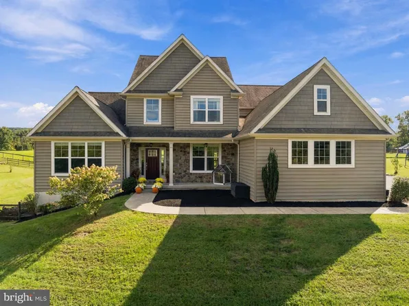 620 Pughtown Rd, Spring City, PA 19475