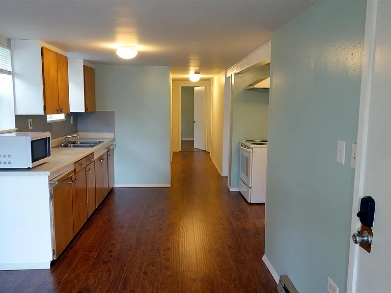 5245 12th Ave NE #BASEMENT — Photo 7