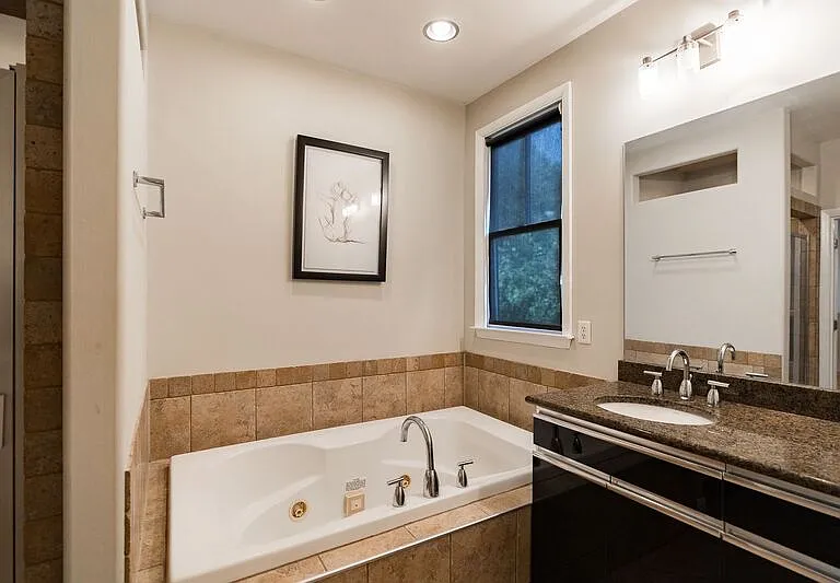 118 Ruth Dr #240 — Photo 17