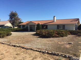 20185 Shoshonee Rd, Apple Valley, CA 92307