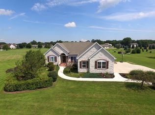 7968 Dutch Dr, Delavan, WI 53115