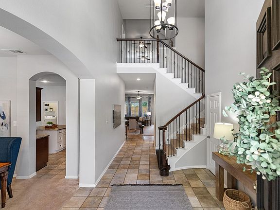 4th image of 534 Waters Edge Way