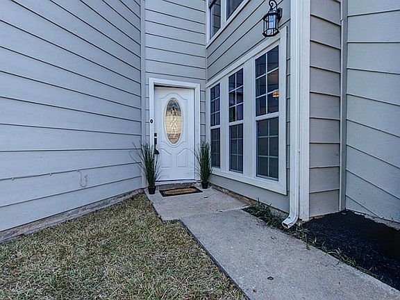 3rd image of 21235 Park Royale Dr