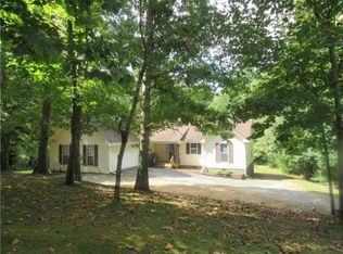135 Daisy Ln, Jasper, GA 30143
