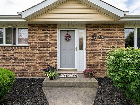 2nd image of 7339 W 154th Pl
