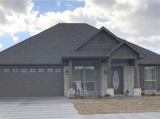 1132 Basin Dr, Van Buren, AR 72956