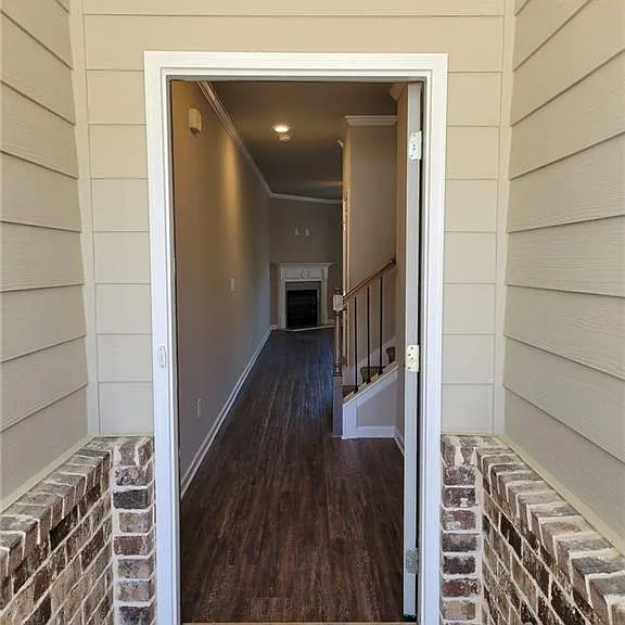 5205 Fox Den Rd — Photo 3