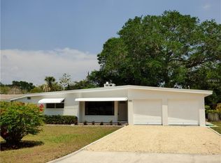 710 25th St SW, Largo, FL 33770