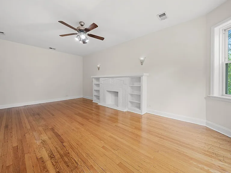 3428 Parker LLC — Photo 4