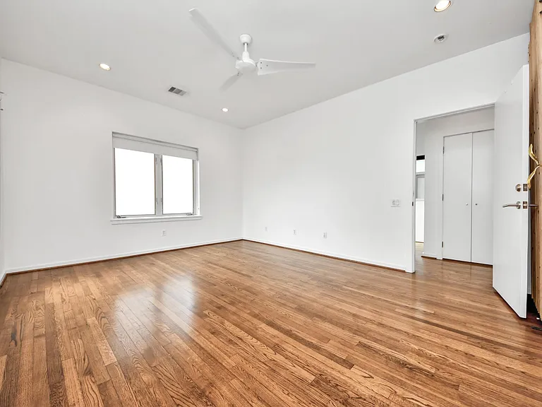1823 Southmore Blvd — Photo 30