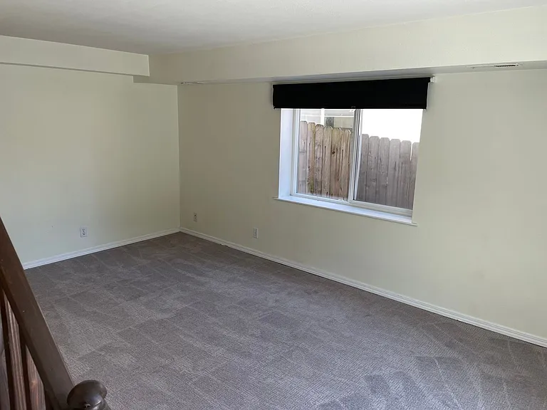 9022 20th Ave NE — Photo 17