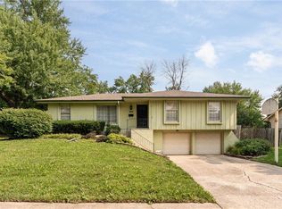 6600 E 129th St, Grandview, MO 64030