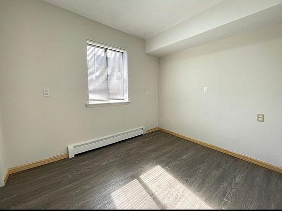 5th image of 149-18 Roosevelt Ave #3