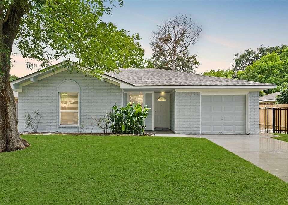 1st image of 13639 Greenridge Drive