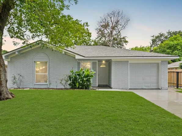 13639 Greenridge Drive, Sugar Land, TX 77498