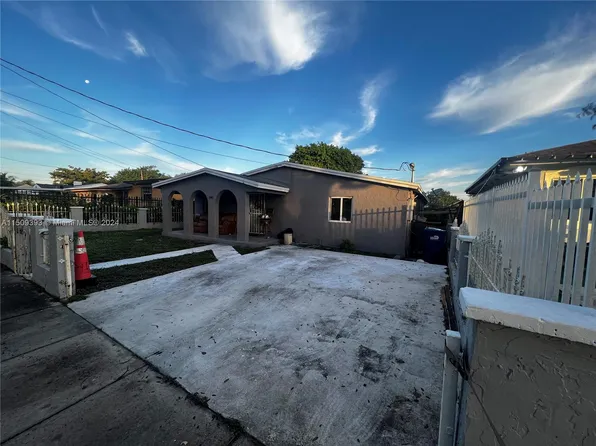1945 NW 86th St, Miami, FL 33147