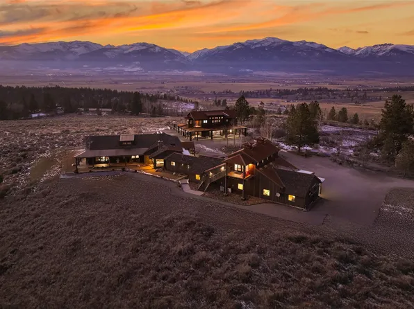 1076 Home Stretch Dr, Stevensville, MT 59870