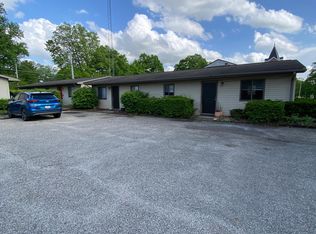305 S 1st St #B, Pierceton, IN 46562